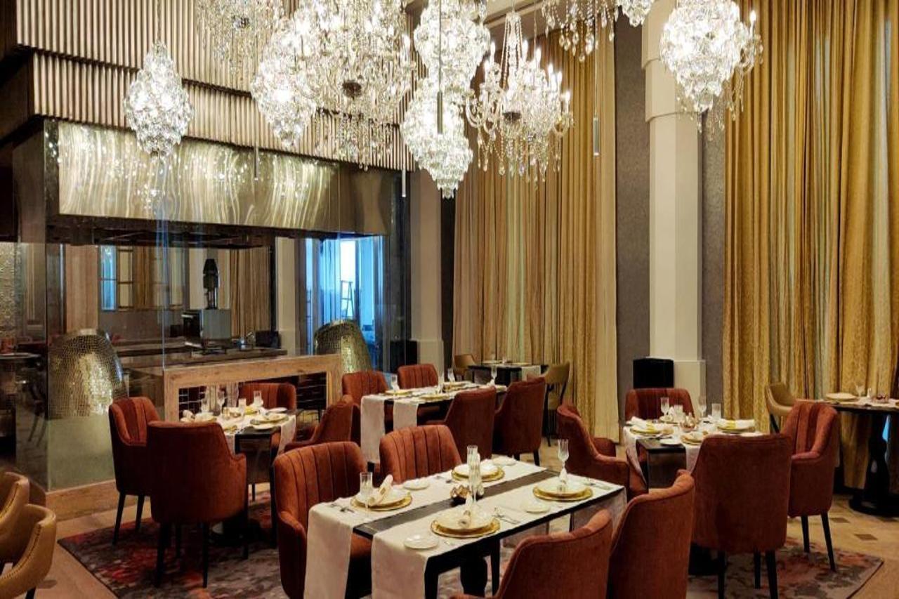 The Leela Gandhinagar Hotel Kültér fotó