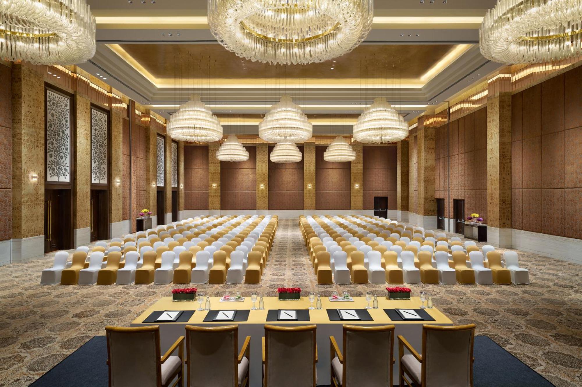 The Leela Gandhinagar Hotel Kültér fotó