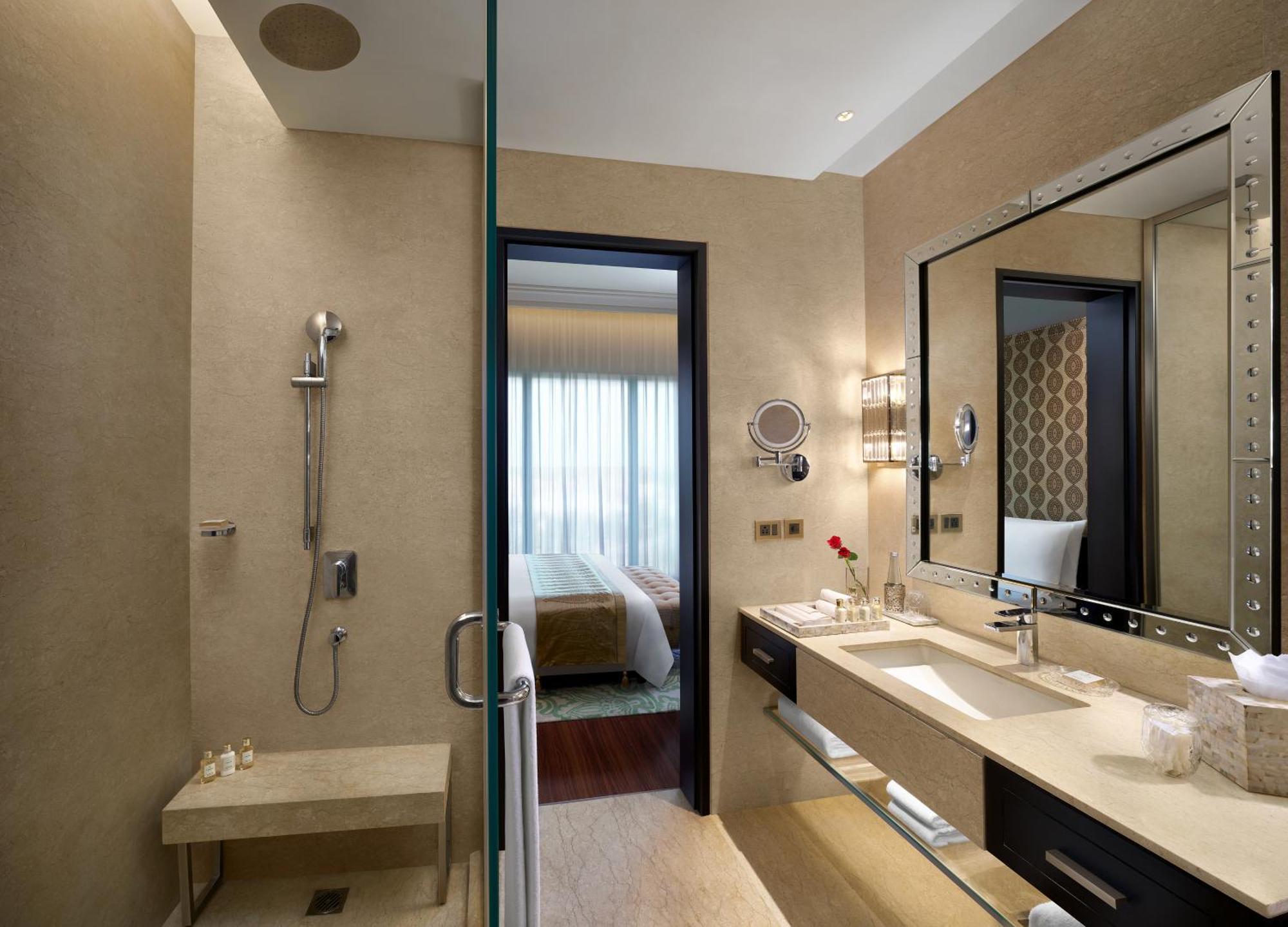The Leela Gandhinagar Hotel Kültér fotó